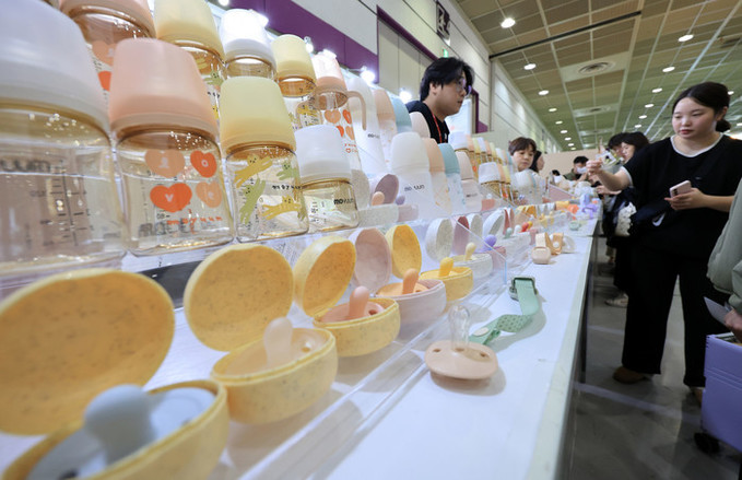 만혼에 늦어진 출산, '40대' 엄마 4.4만명… 30대 초반은 주춤