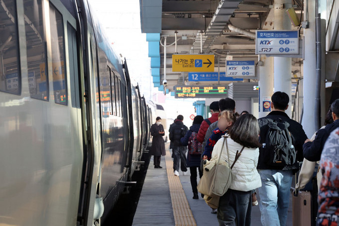 설 귀성길 13일 오후부터 정체… 귀경길 교통지옥 피하려면