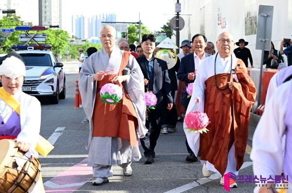안산시, 부처님오신날 맞아 연등축제 개최