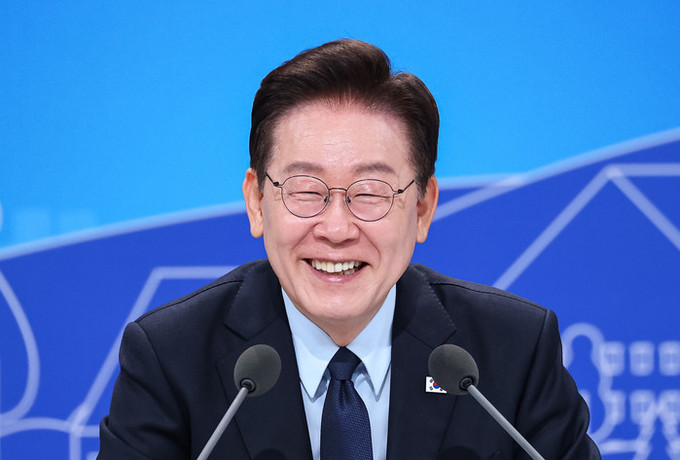 이 대통령, 샌프란·남미 7박 11일 순방길… 젠슨황 만남