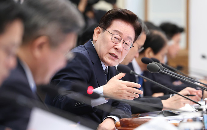 "노동자 편만 들지 않아" 이 대통령, 건설노조 불법행위 점검