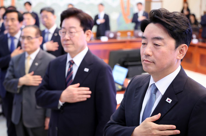 강훈식 비서실장 '인사 실패 책임' 사의 표명… 참모진 대폭 교체