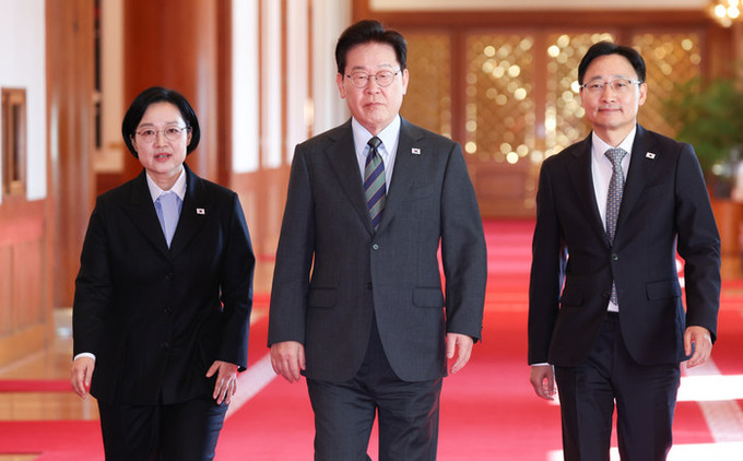 이재명, 주택 공급 전격전 주문 "인허가·착공 기간 최대한 단축"